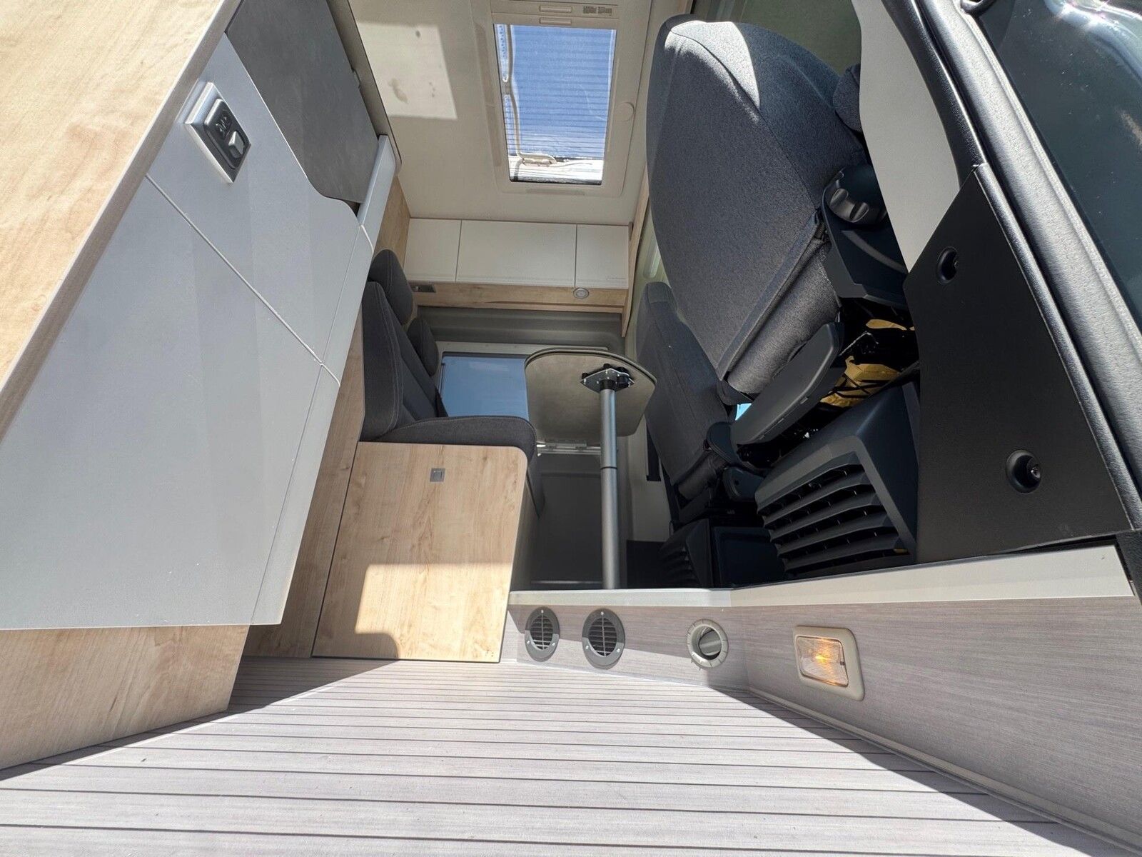 Fahrzeugabbildung Clever Runner Citroen 165 PS 6000 Euro geschenkt