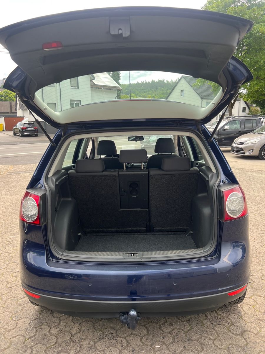 Fahrzeugabbildung Volkswagen Golf Plus V 1.6 Tour * 1.HAND *