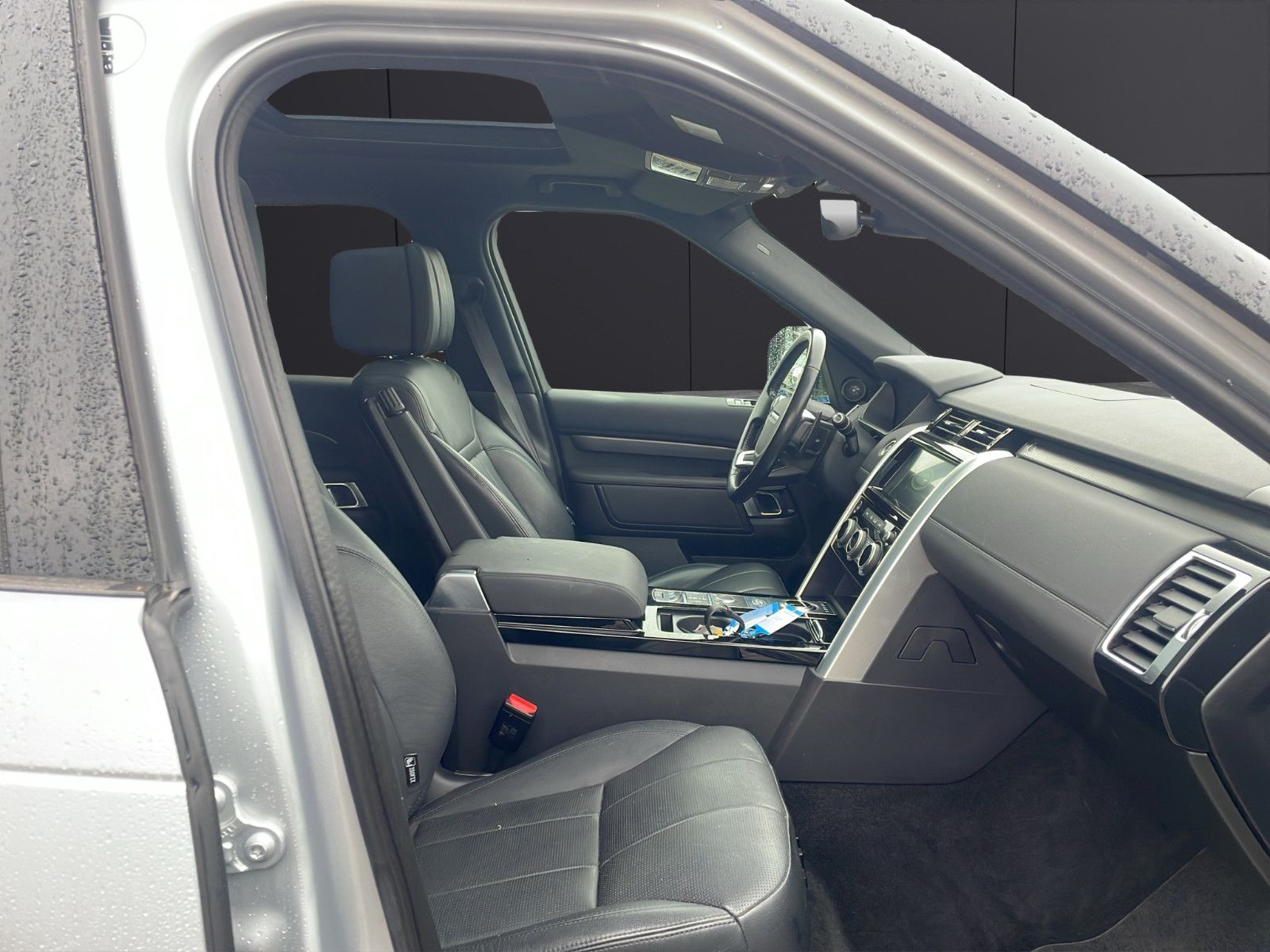 Fahrzeugabbildung Land Rover Discovery *Memory*Navi*Allrad*7Sitzer*Kamera*