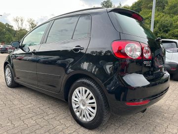 Volkswagen Golf - 5