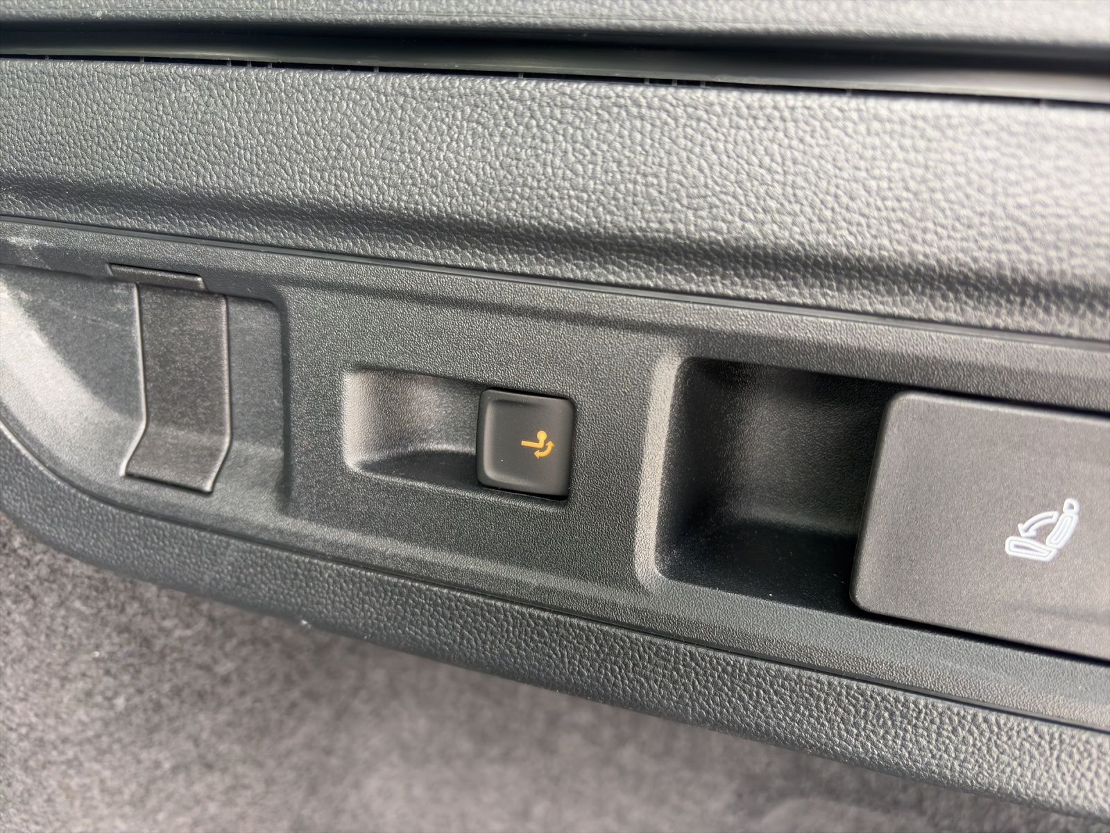 Volkswagen Passat Variant - Bild 17