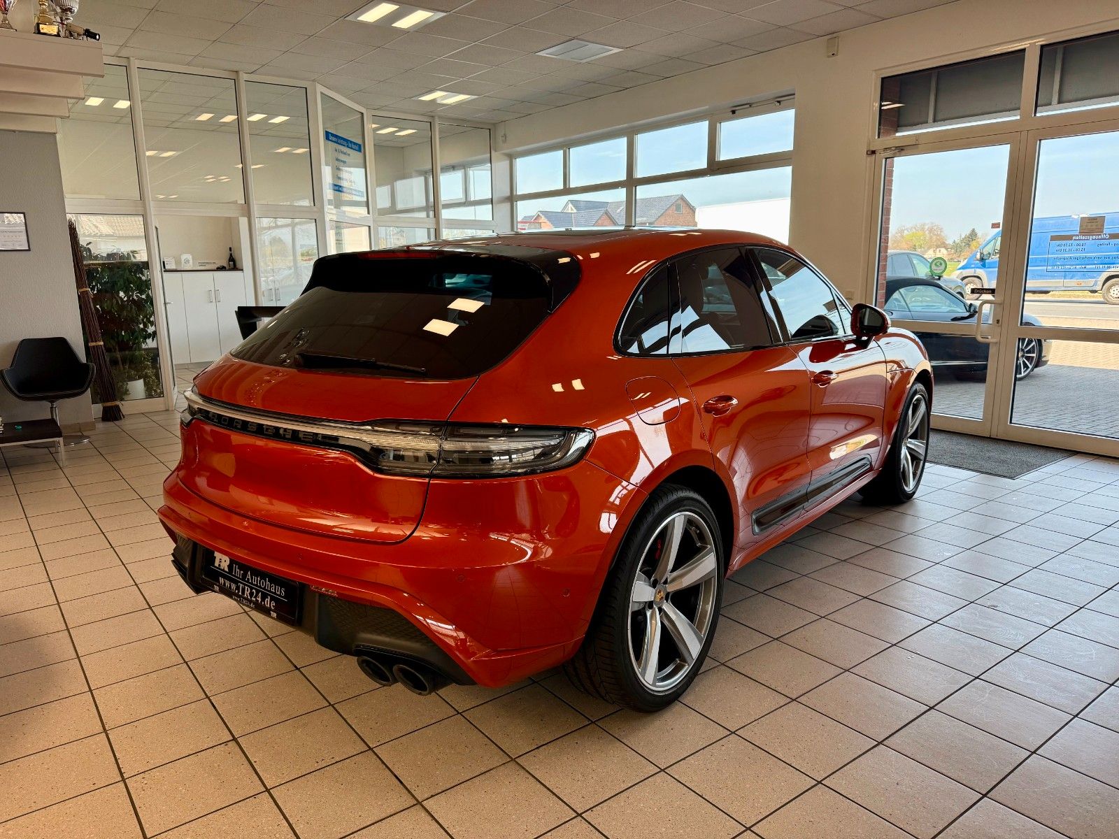Fahrzeugabbildung Porsche Macan S Burmester/ACC/Luftfederung/Panorama/21"