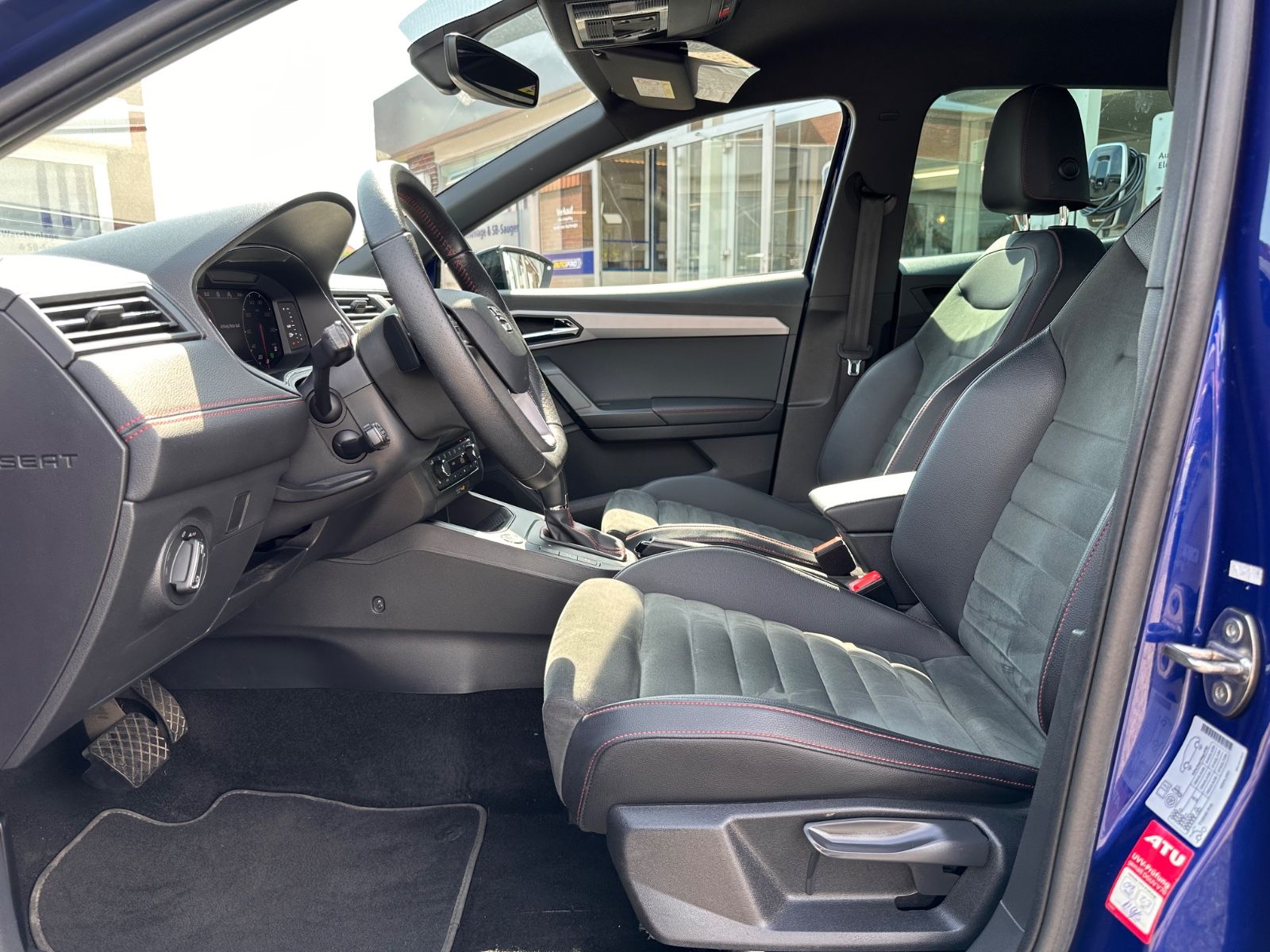 Fahrzeugabbildung SEAT Ibiza Black Edition 1.0 TSI DSG ACC/Navi/RFK/APP
