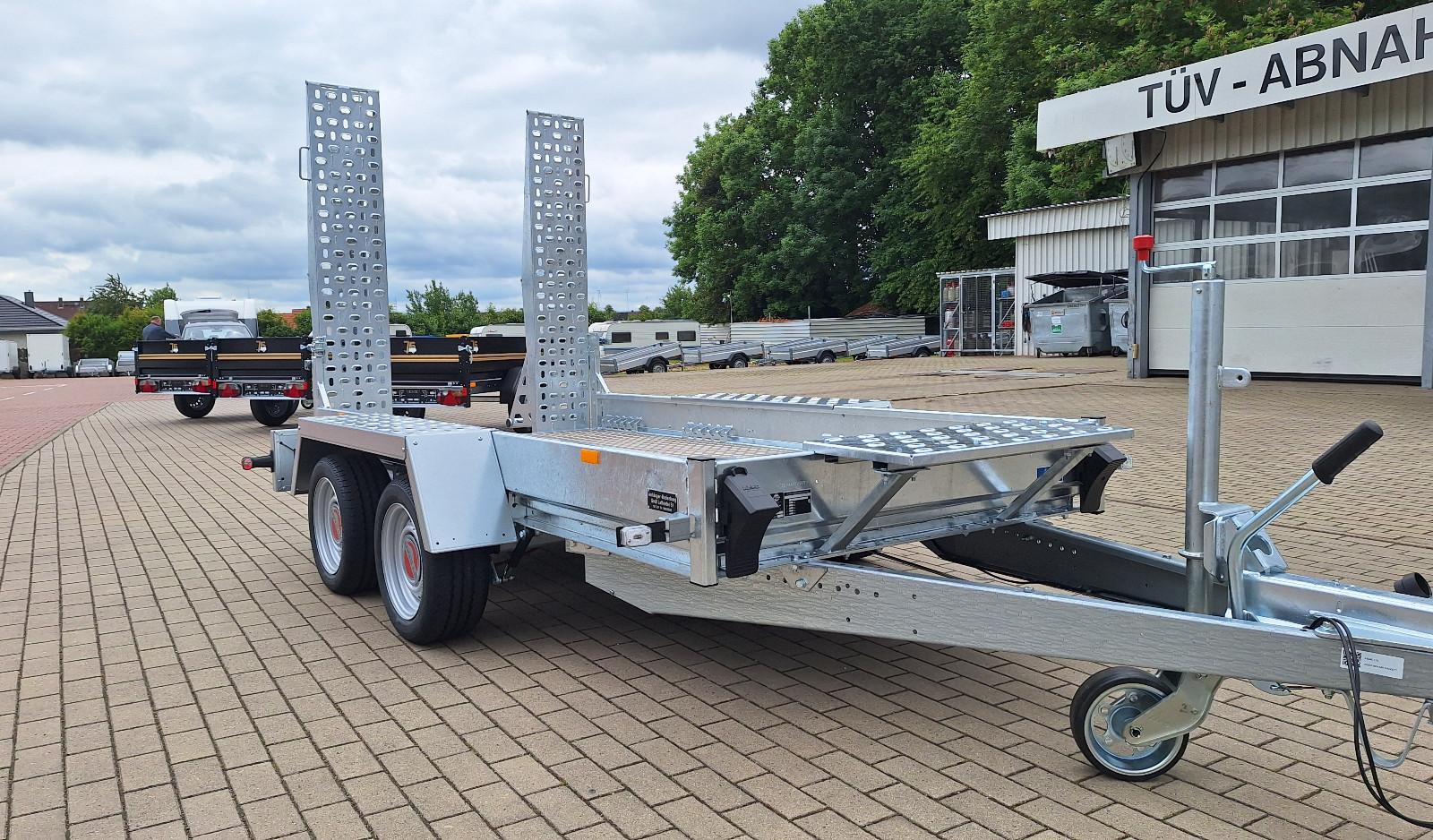 Stema BMAT 27-30-14.2 2700 kg Alublech Schaufelablage