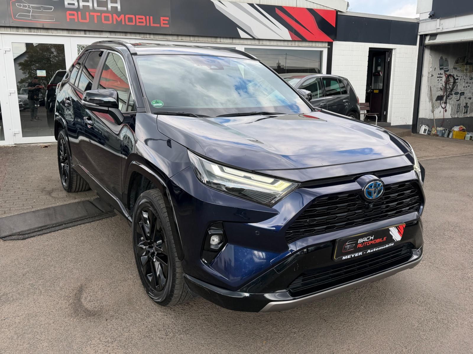 Toyota Hybrid 4x2 Black Edition/360°/LED/AHK/Navi