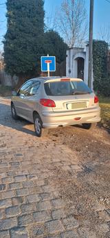 Peugeot 206 - gebrauchte Peugeot 206 aus dem Jahr 2008