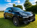Porsche Cayenne Platinum Edition Facelift  - Porsche Cayenne Gebrauchtwagen in Stuttgart