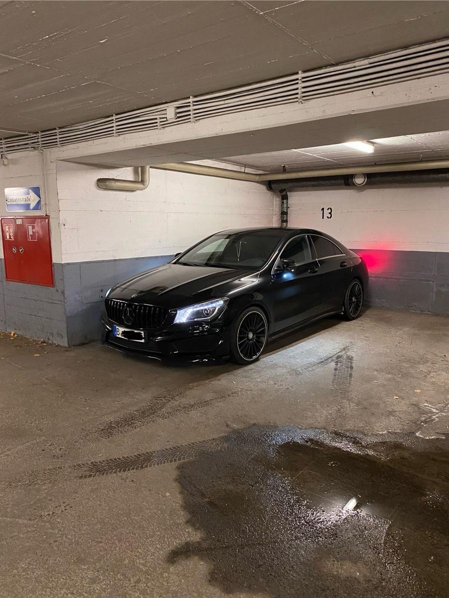 Mercedes-Benz CLA 180