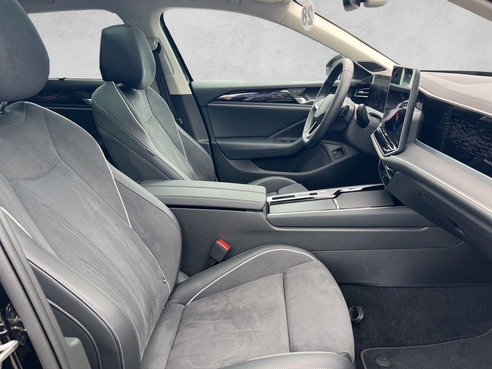 Passat Variant Elegance 1.5 TSI eHybrid DSG AHK*