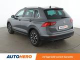 Volkswagen Tiguan 1.5 TSI ACT IQ.DRIVE*NAVI*PDC*SHZ* - VW Tiguan Gebrauchtwagen in Stuttgart