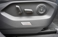 Fahrzeugabbildung Volkswagen Touareg Elegance 4Motion eHybrid Pano ACC Voll!