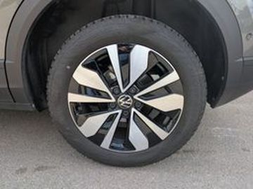 Volkswagen T-Roc 1.5 TSI Move KLIMA LED NAVI ALU
