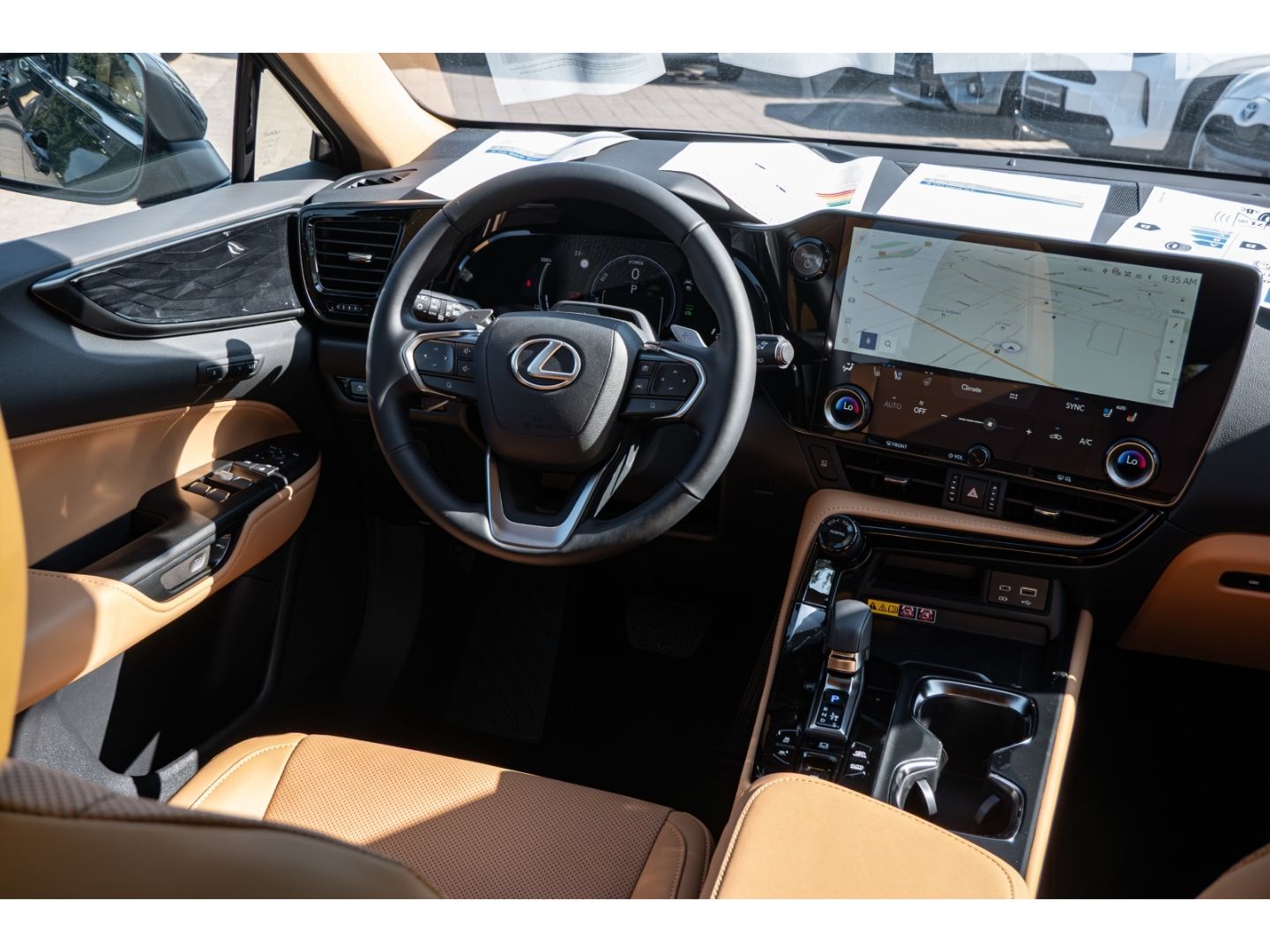 Lexus NX 450h - Bild 9
