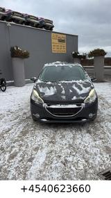 Peugeot 208 Allure - Peugeot Gebrauchtwagen von 2015