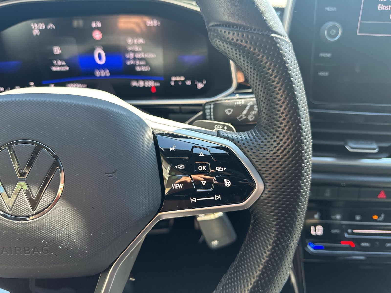 T-Roc 2.0 TDI R-Line, Climatronic, PANO, Discove