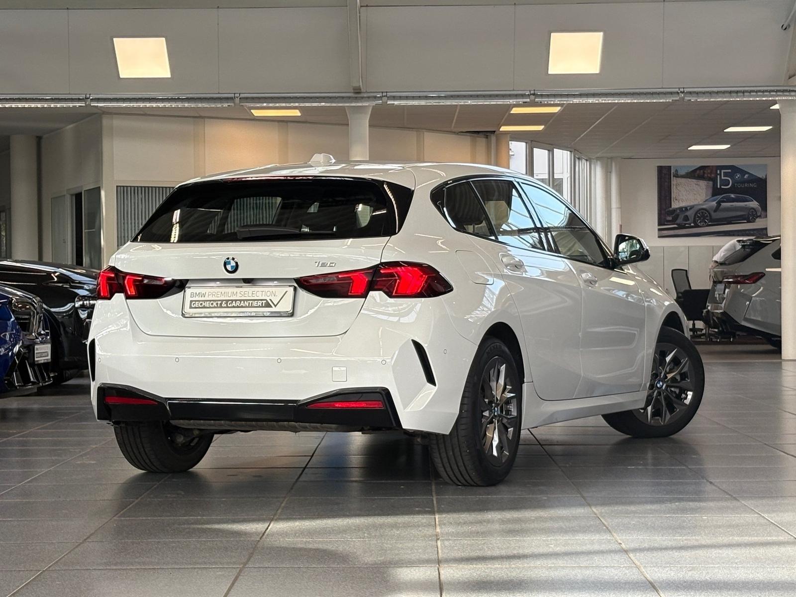 BMW 120 DA PA RFK AdapLED Shz. CarPlay DAB 17" LMR