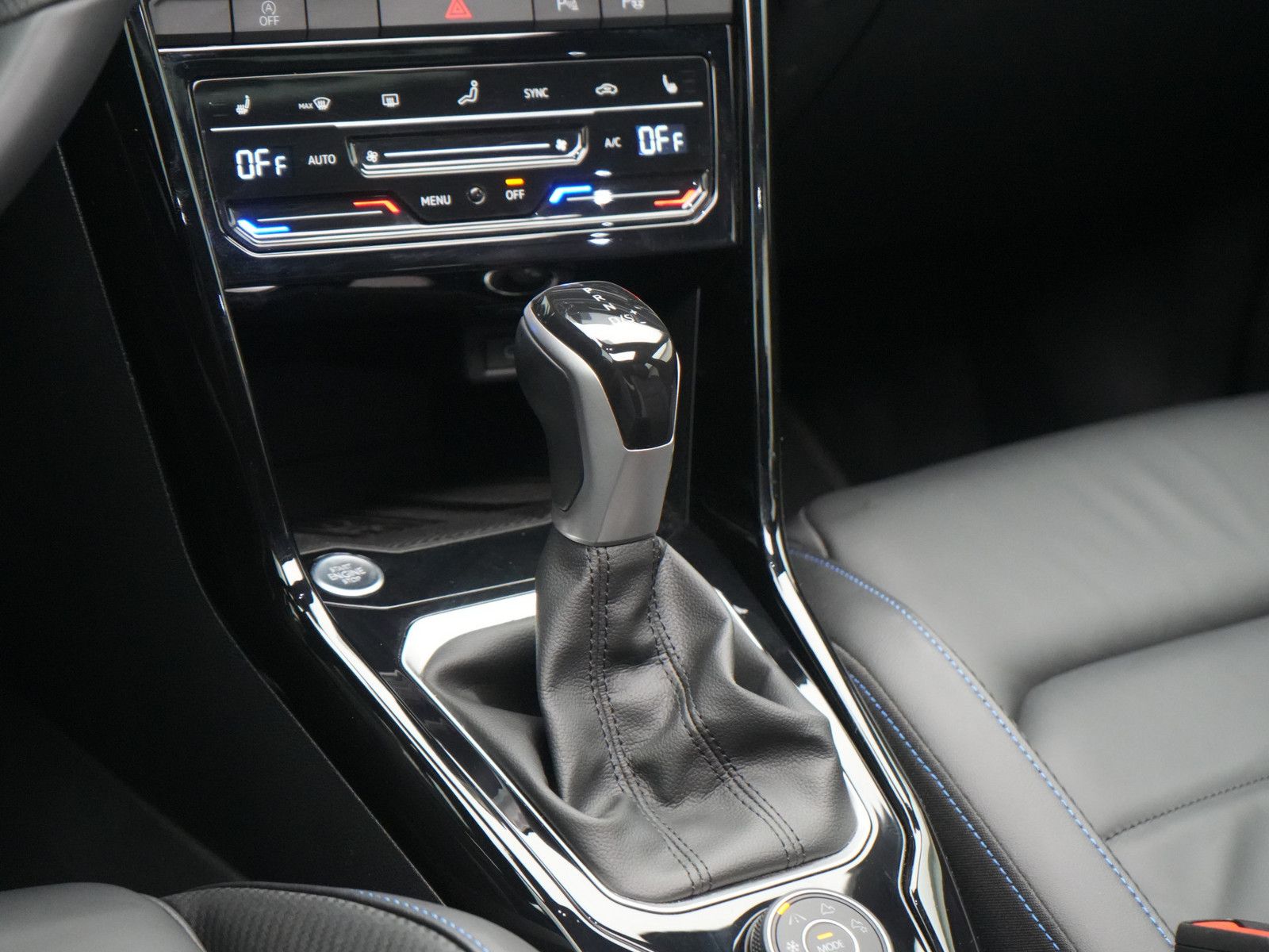 Volkswagen T-Roc - Bild 12