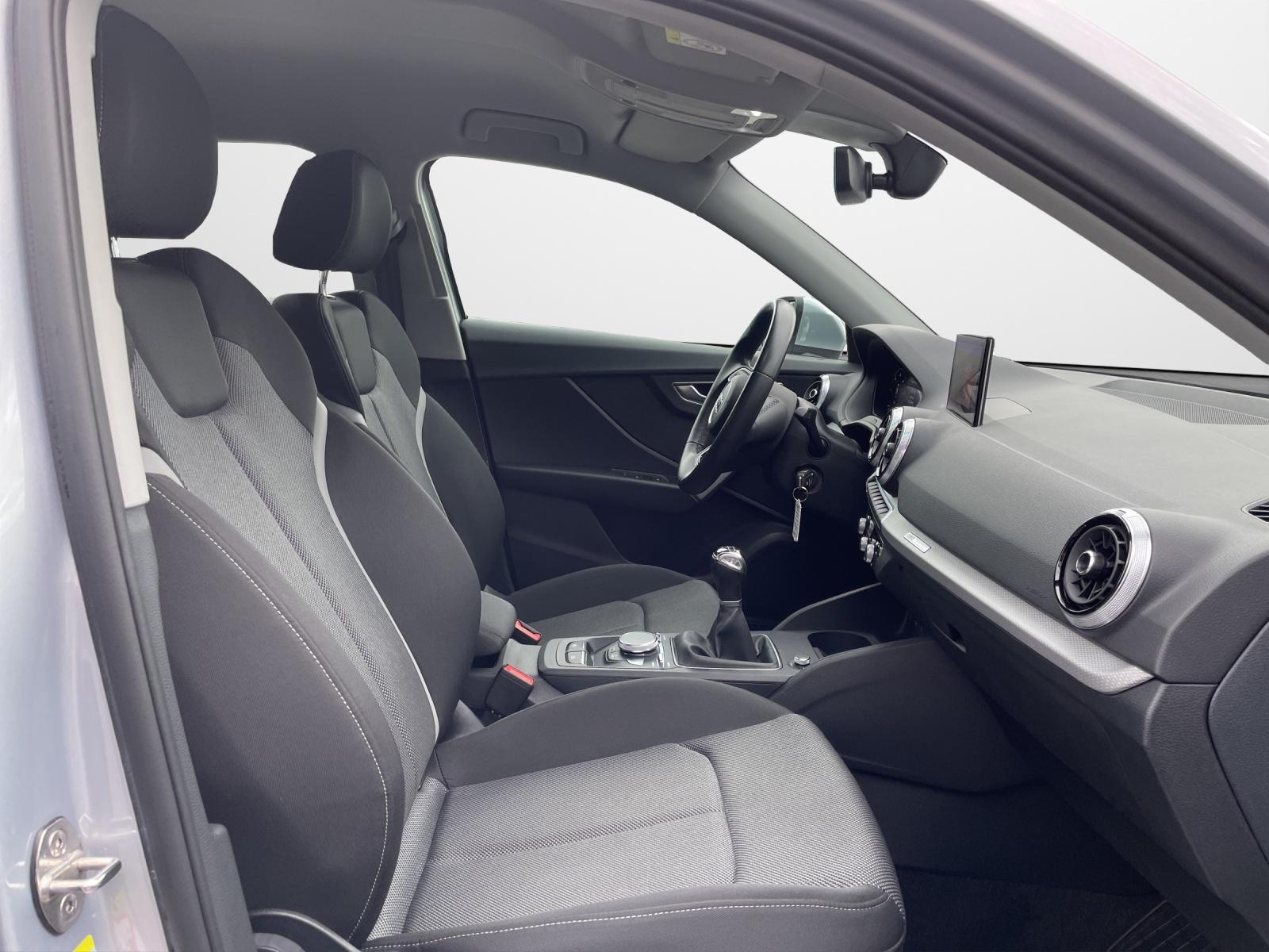 Audi Q2 30 TDI advanced Navi LED Kamera PDC LM Tempo, миниатюра 13