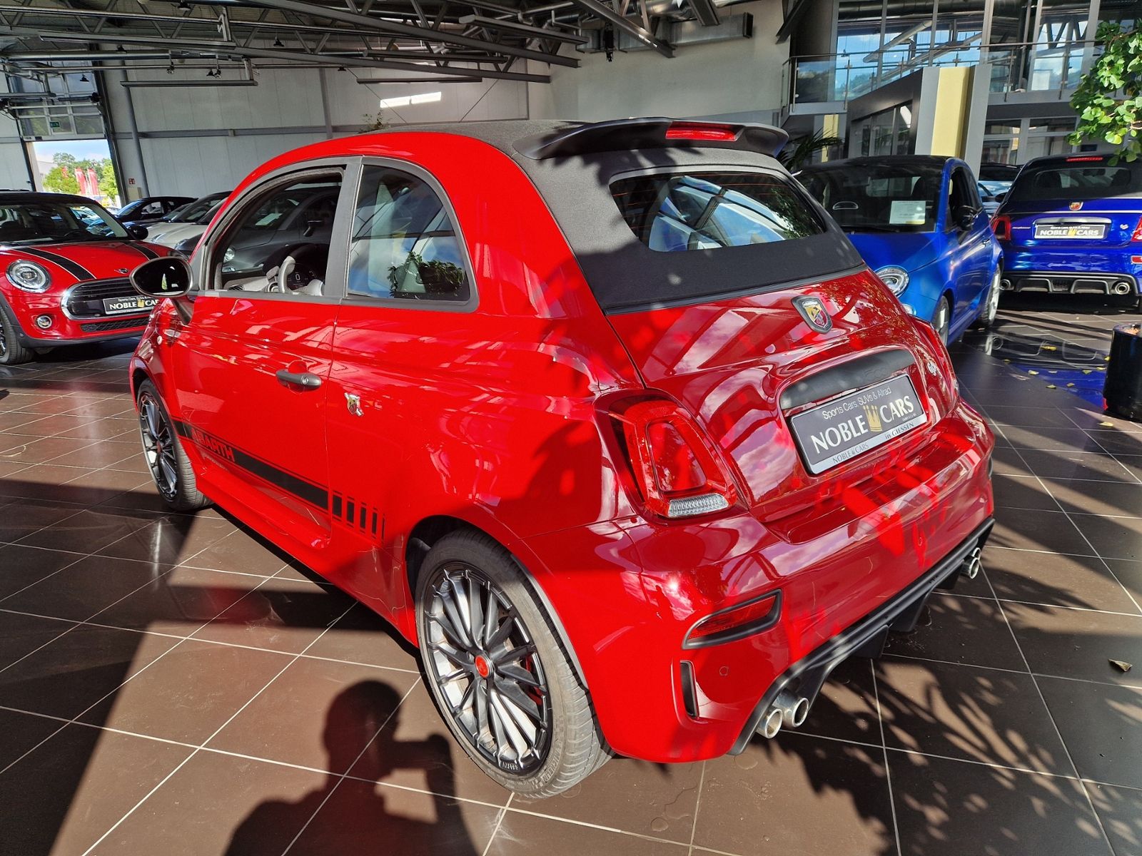 Fahrzeugabbildung Abarth 695C Beats Soundsystem NAVI ALU
