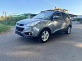 Hyundai ix35 2.0 CRDi 135 kW Premium 4WD Automatik - Hyundai ix35 Premium mit Diesel-Antrieb
