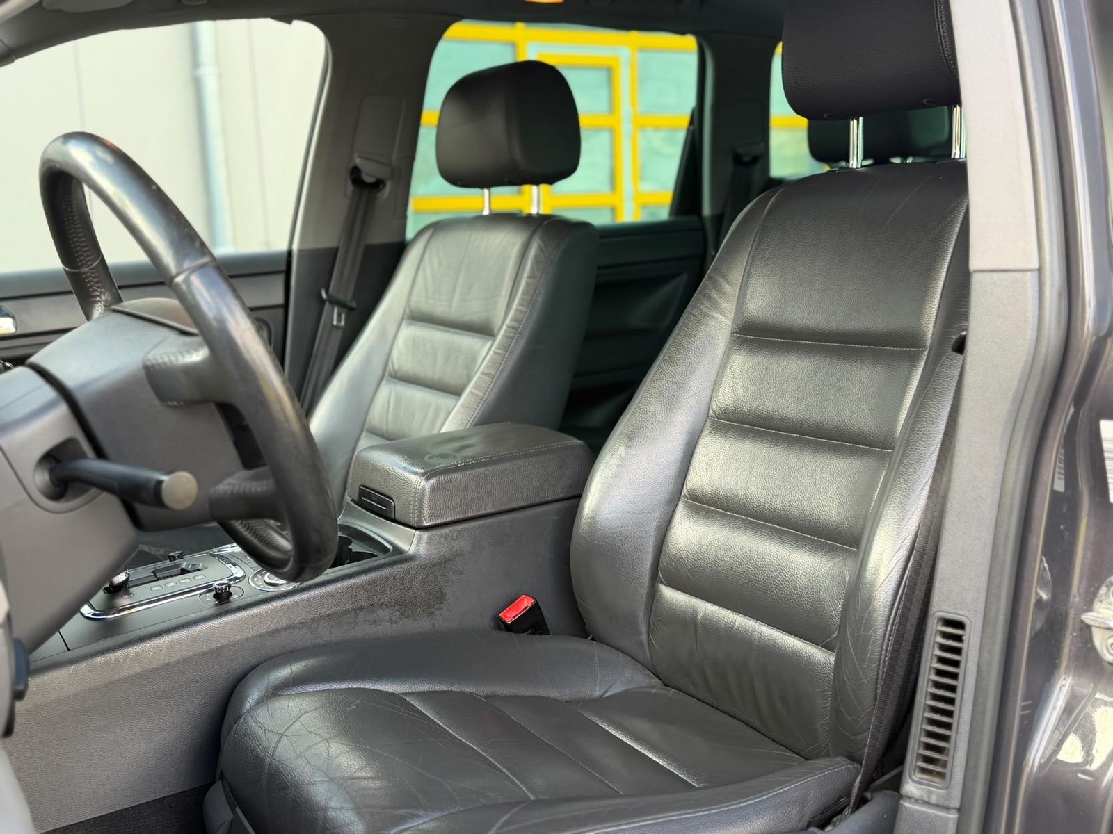 Volkswagen Touareg 2008 — engine 2.967 cm³, 239 HP (176kW)
