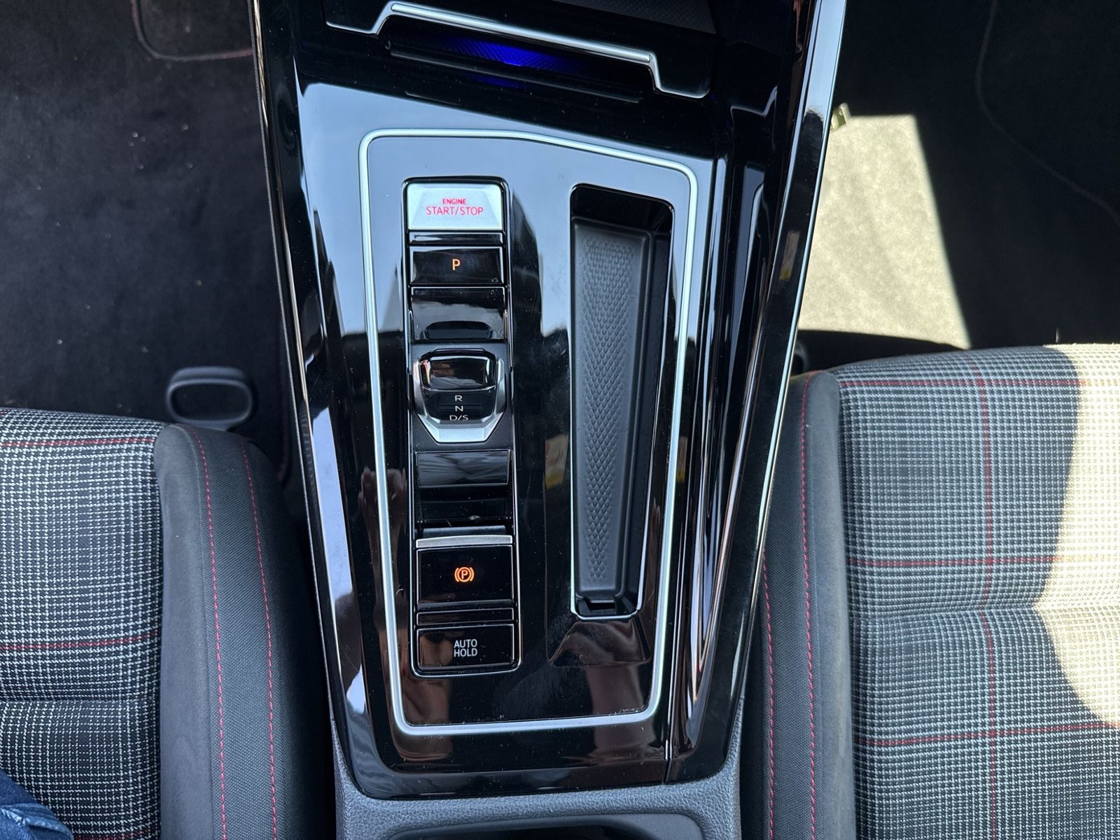 Golf VIII GTI 2.0 TSI, Discover Media, Business