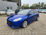 Ford Focus 2.0 ST Exclusiv-Paket KAMERA BI-XENON LED - Ford Focus Gebrauchtwagen in Freiburg