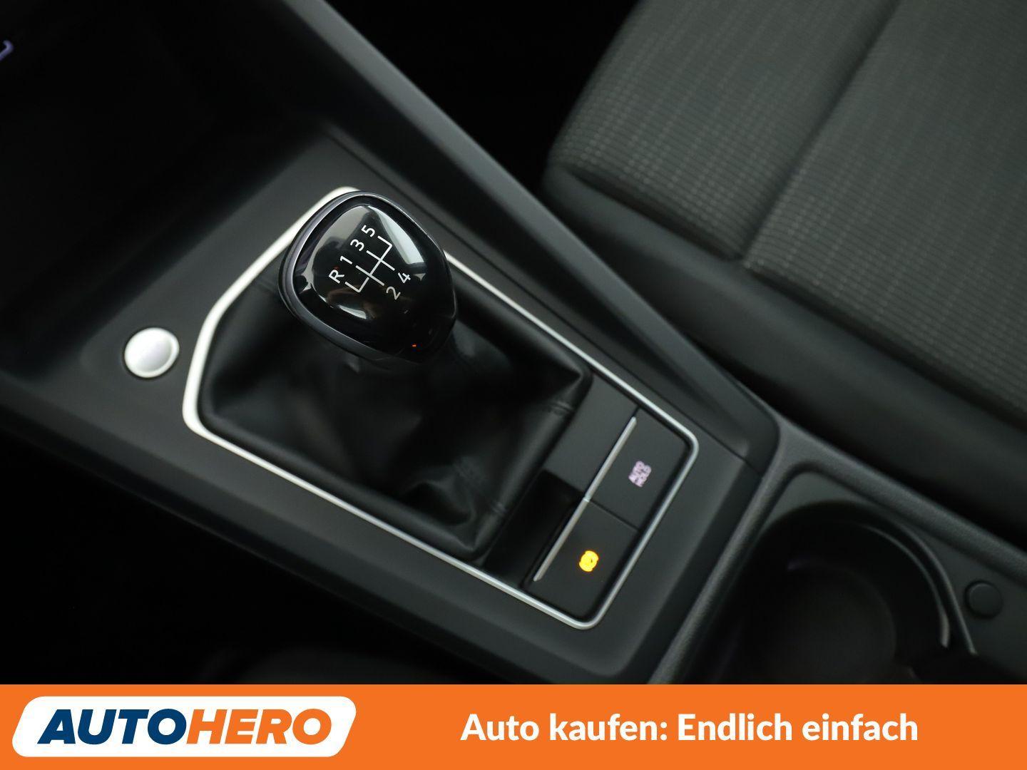 Volkswagen Golf VIII 1.0 TSI*TEMPO*PDC*SHZ*KLIMA*GARANTIE*, миниатюра 7