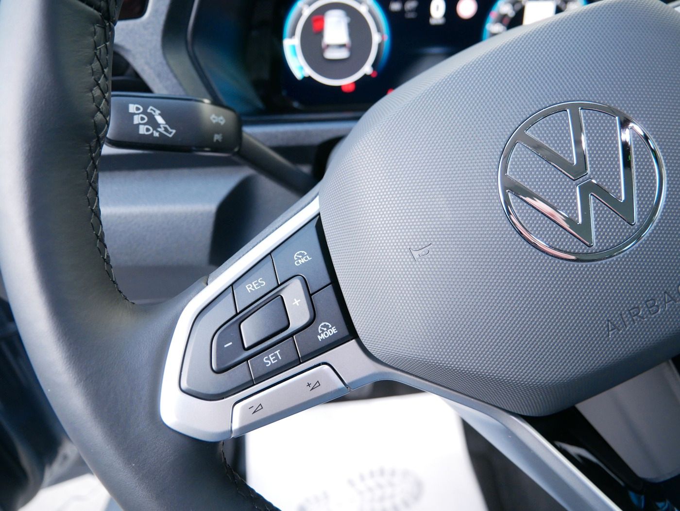 Fahrzeugabbildung Volkswagen Caddy 2.0 TDI Maxi 7-Sitzer Kamera SHZ Klimaauto