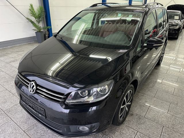 Volkswagen Touran 1.6 TDI*NAVI*PDC*TEMP*LEDR*SHZ*TÜV-NEU*SH