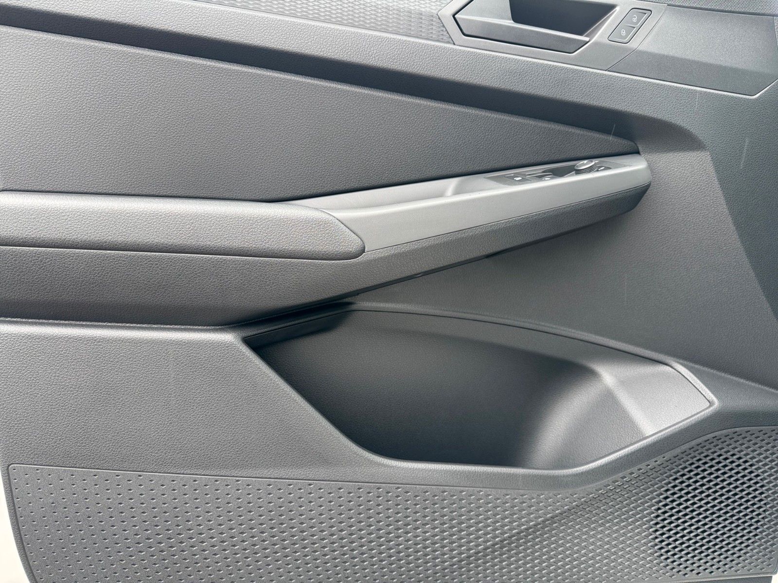 Fahrzeugabbildung Volkswagen Caddy Cargo 2,0TDI