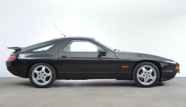 Porsche 928 GTS Automatik