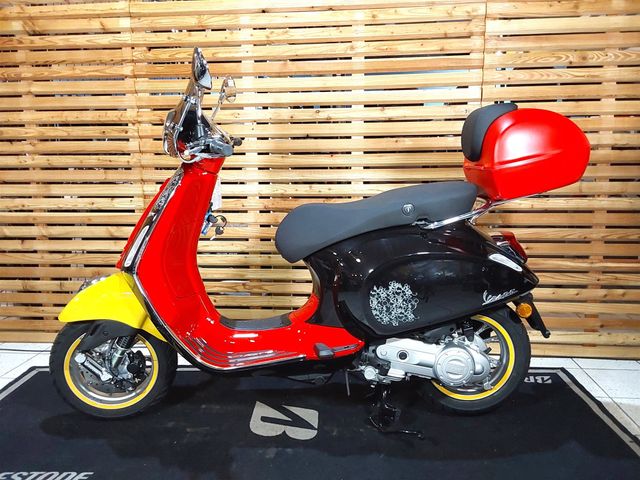 Vespa Primavera 50 Disney Mickey Mouse Edition inkl.