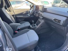 Fahrzeugabbildung Sandero III Stepway Extreme TCe 110 Kamera+Sitzh