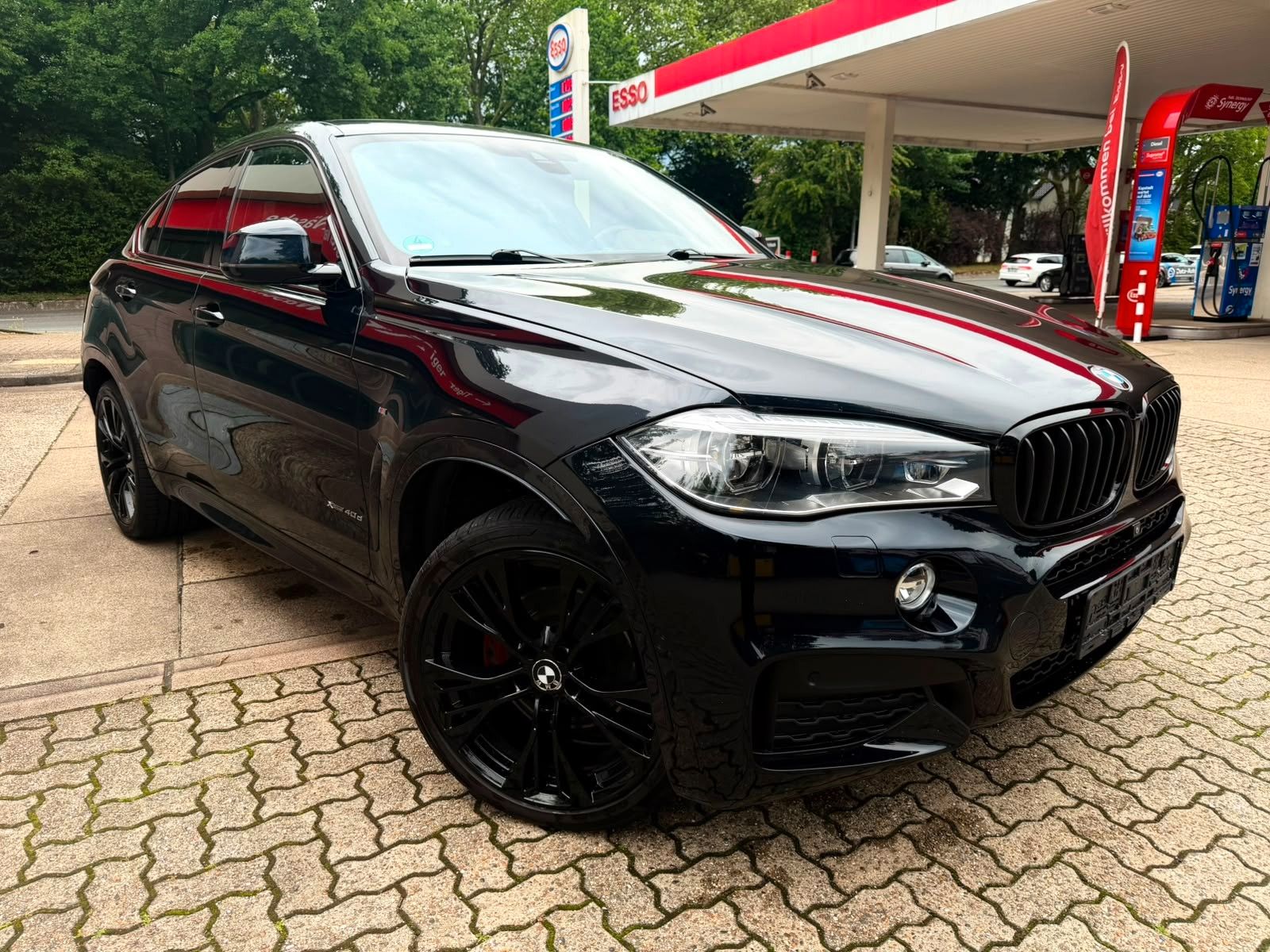 BMW X6 xDrive40d - M- Paket | Top gepflegt