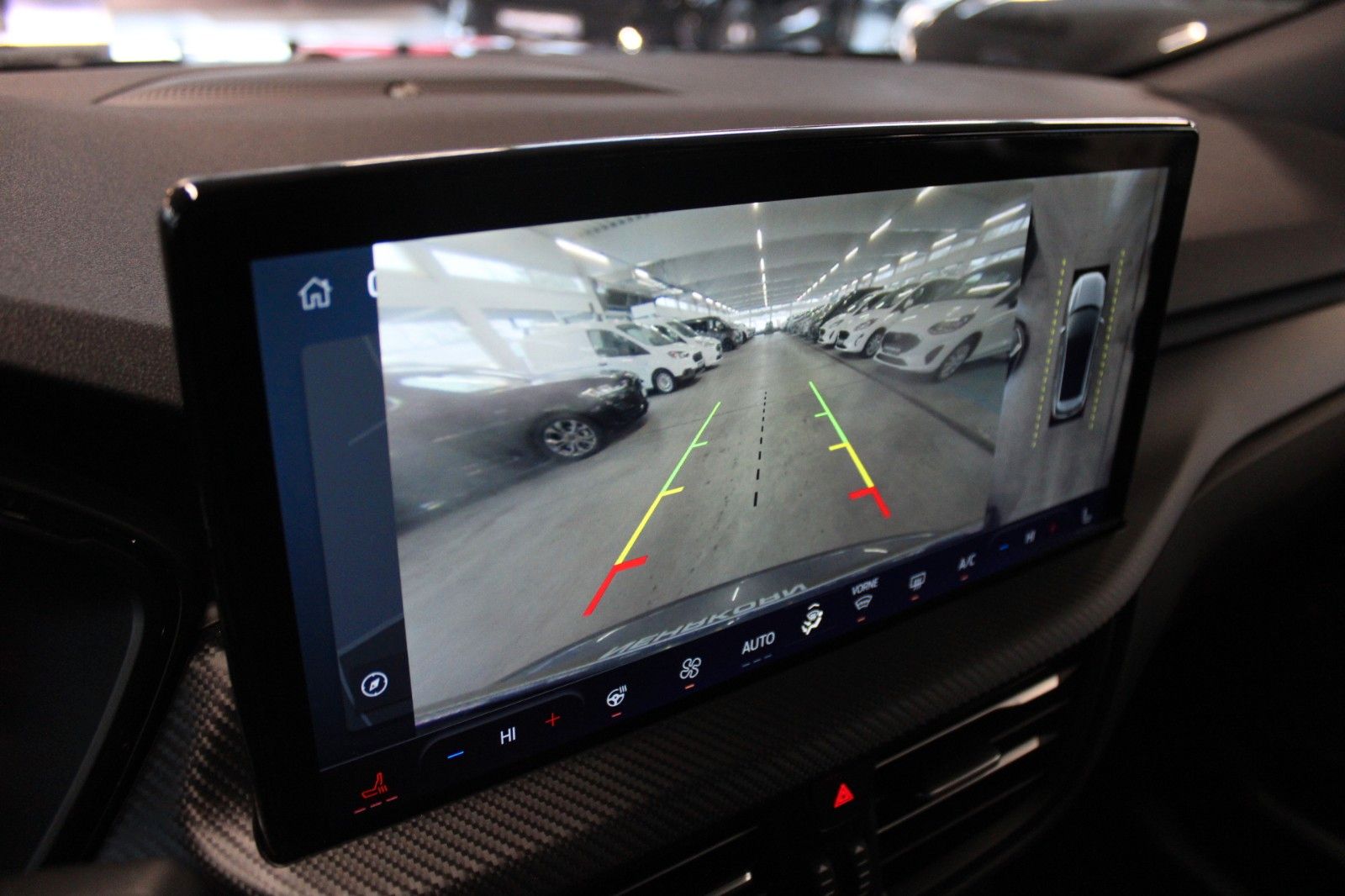 Fahrzeugabbildung Ford Kuga ST-Line X Automatik Facelift AHK Matrix LED