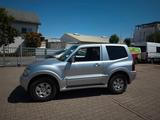 Mitsubishi Pajero 3,2 DI-D Avance Avance - Mitsubishi Pajero aus 2003 mit Diesel-Antrieb