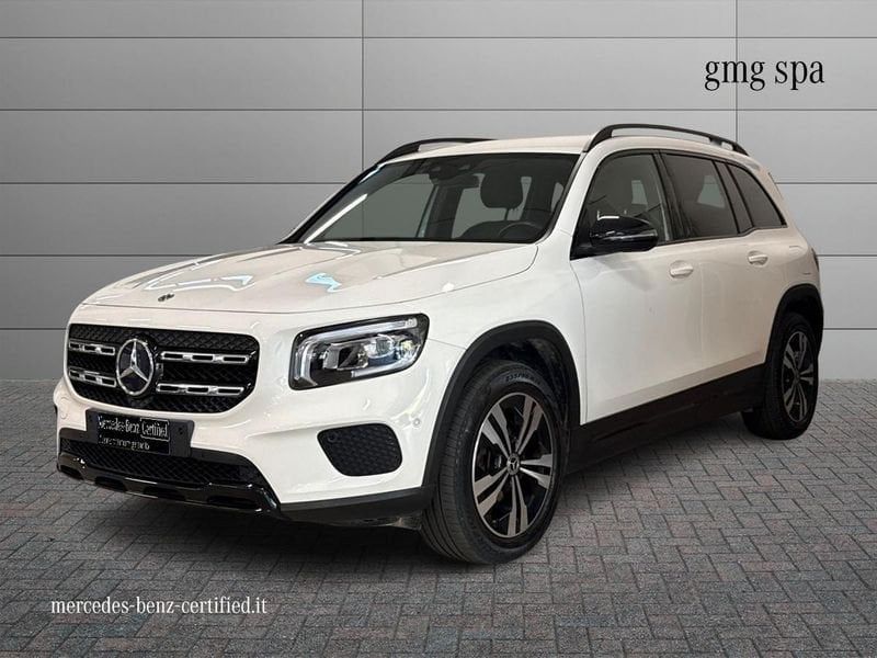 Image of Mercedes-Benz GLB 200