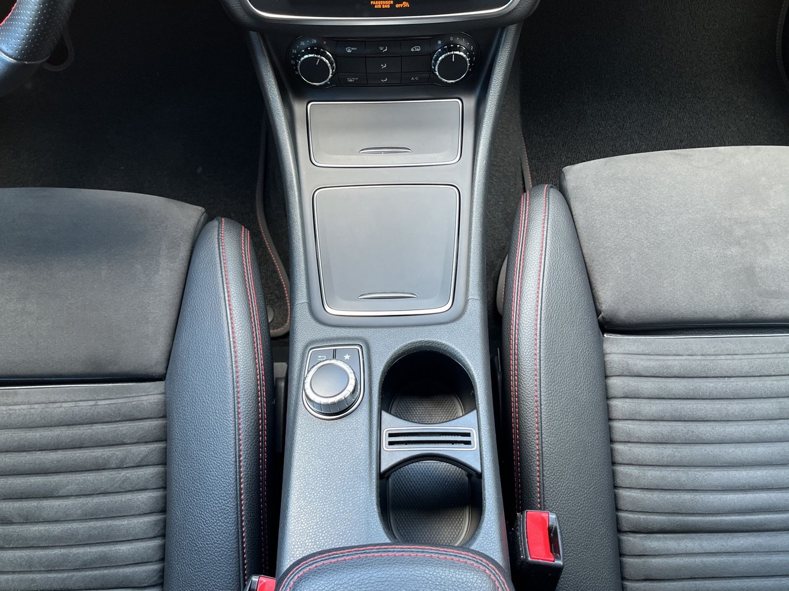 Fahrzeugabbildung Mercedes-Benz GLA 200*Automatik*AMG Line*LED*SHZ*Kam*PDC*NAVI*