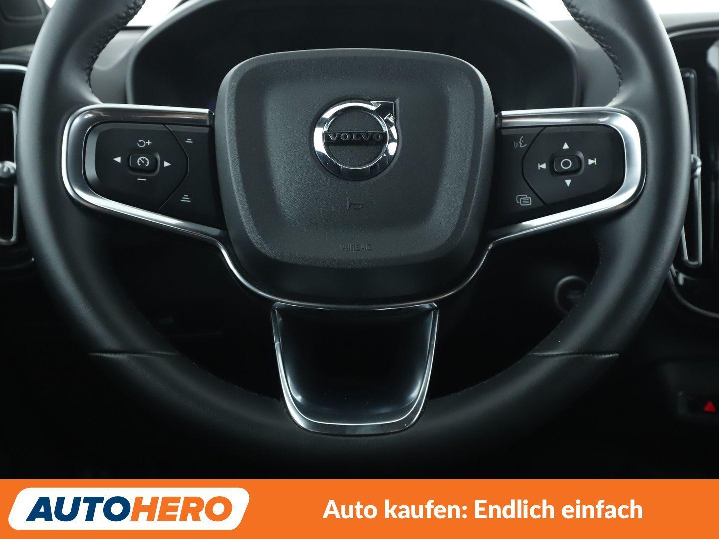 Volvo XC40 2.0 B4 Ultimate Dark 2WD Aut.*LED*ACC*CAM*