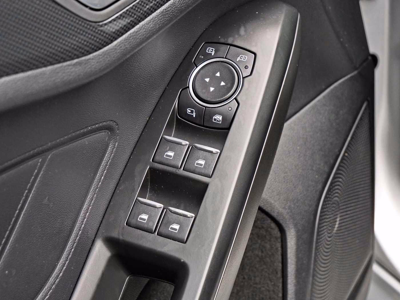 Ford Focus 1.0 ST-Line | LED | KAMERA | 18' | ALARM |