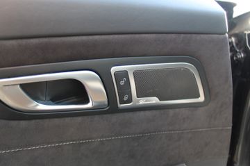 Fahrzeugabbildung Mercedes-Benz AMG GT 4.0 V8 DCT PERFSITZE-PANO-BURMESTER-GTR