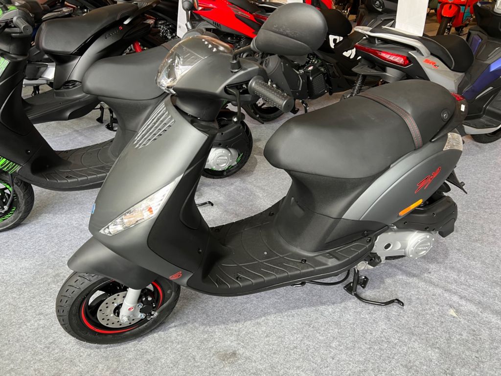 Piaggio Zip 50 Motorrad Kaufen Bei Mobile De