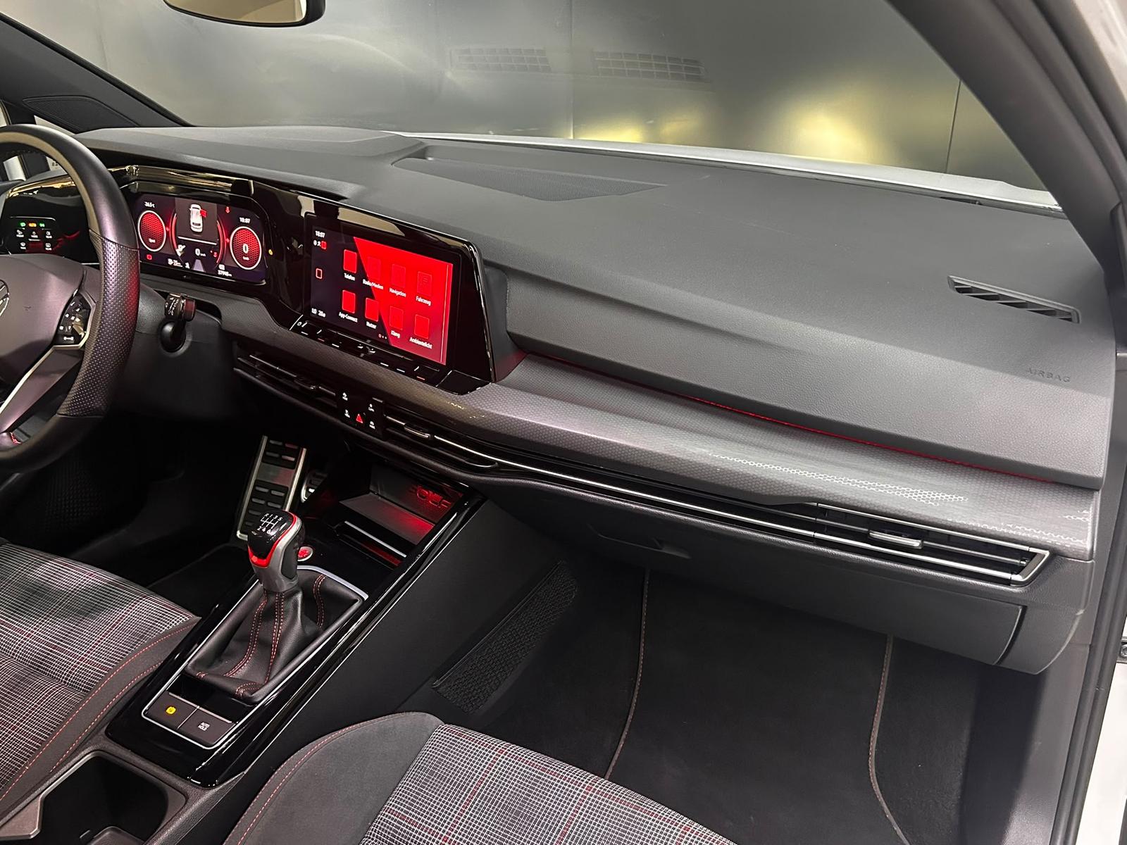 Volkswagen Golf VIII GTI 2,0 TSI LED+SHZ+CARPLAY+DAB+TEMP+, миниатюра 14