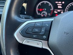 Fahrzeugabbildung Volkswagen T6.1 Multivan 150 PS Navi Sitzh AHK 60000km