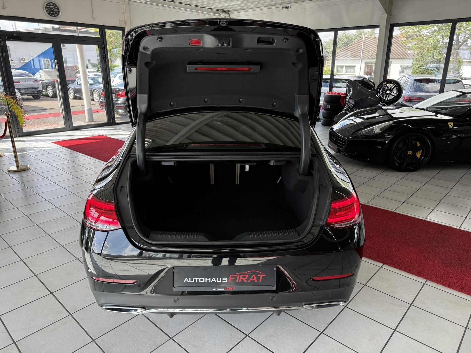 Mercedes-Benz CLS 300 d AMG Line LED+Kamera+SD+Leder+Navi+Memo