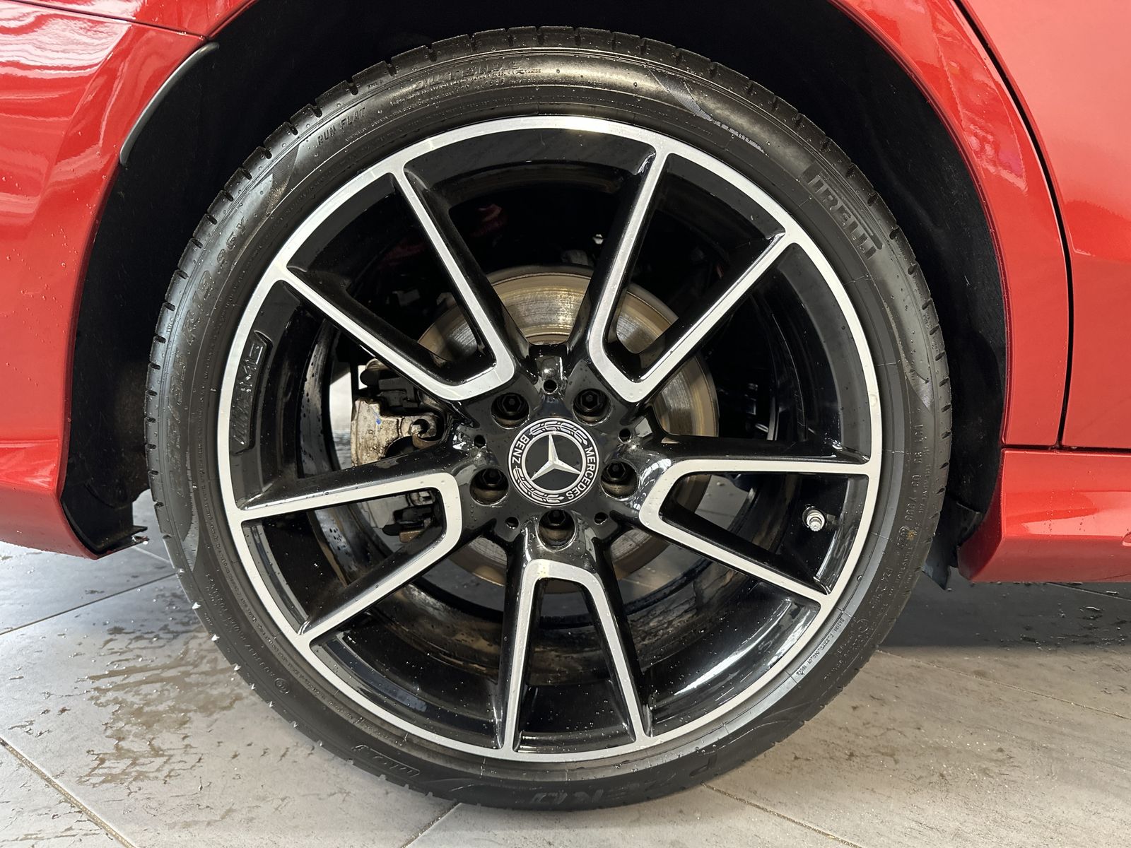 Fahrzeugabbildung Mercedes-Benz C 220d T 4Matic AMG-Line NAV+LED+DISTRONIC+19ZO