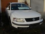 Volkswagen VW Passat Variant B5 3B 1,6l Benziner  - Volkswagen Passat Variant aus 1997