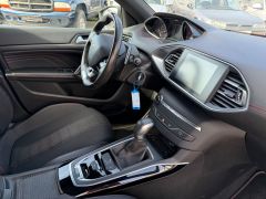 PEUGEOT 308 1.2 SW GT/PANO/AUTOMATIK/NAVI/LED/MASSAGE