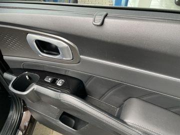KIA Sorento - 5
